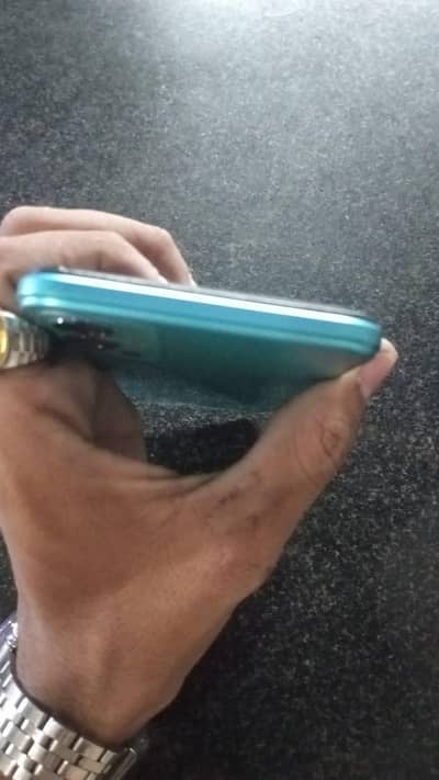 Infinix Hot 12