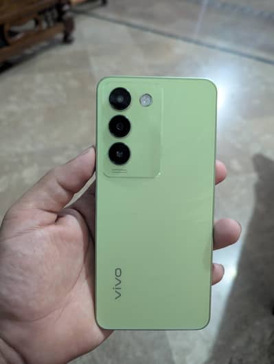 Vivo Y100