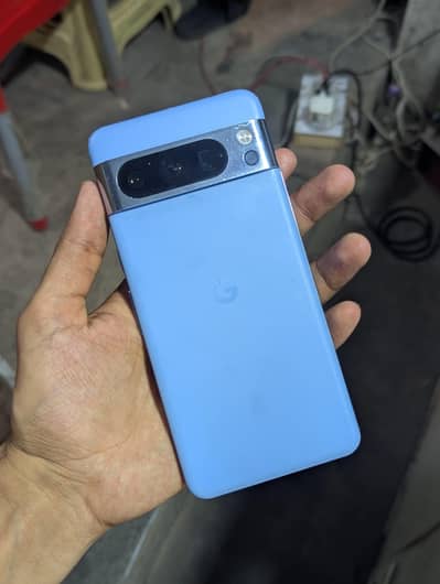 Google Pixel 8 Pro