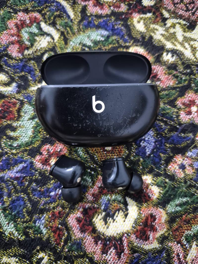 Beats studio buds 0