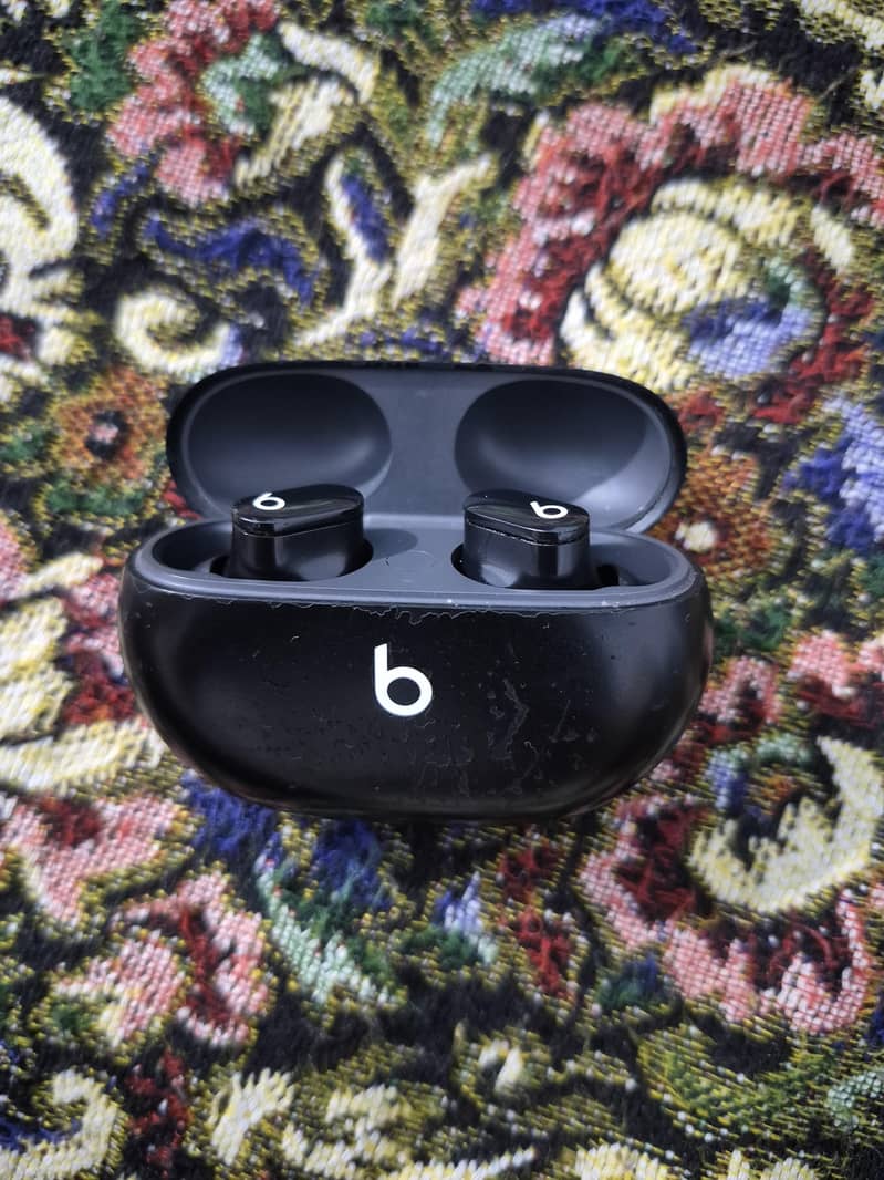 Beats studio buds 1