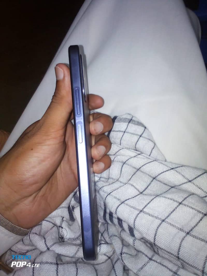 OPPO A6x 4
