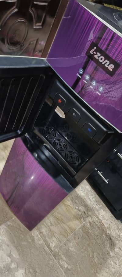 izone 3 tap water dispenser with refrigerator