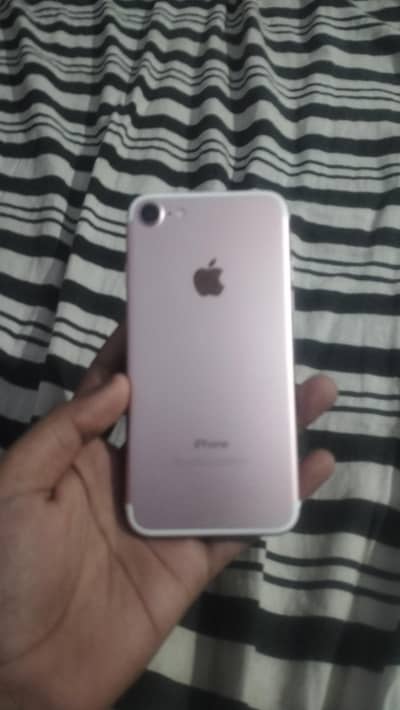 Apple iPhone 7
