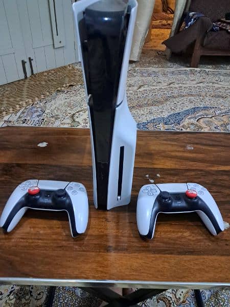 PS5 1TB Disc Edition/ Extra Controller/5 Games Discs/Genuine Condition 1