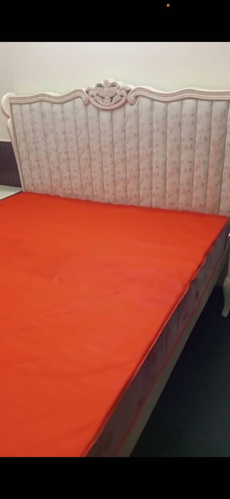 Complete Bedroom Set – Bed, Dressing Table & Side Table 3