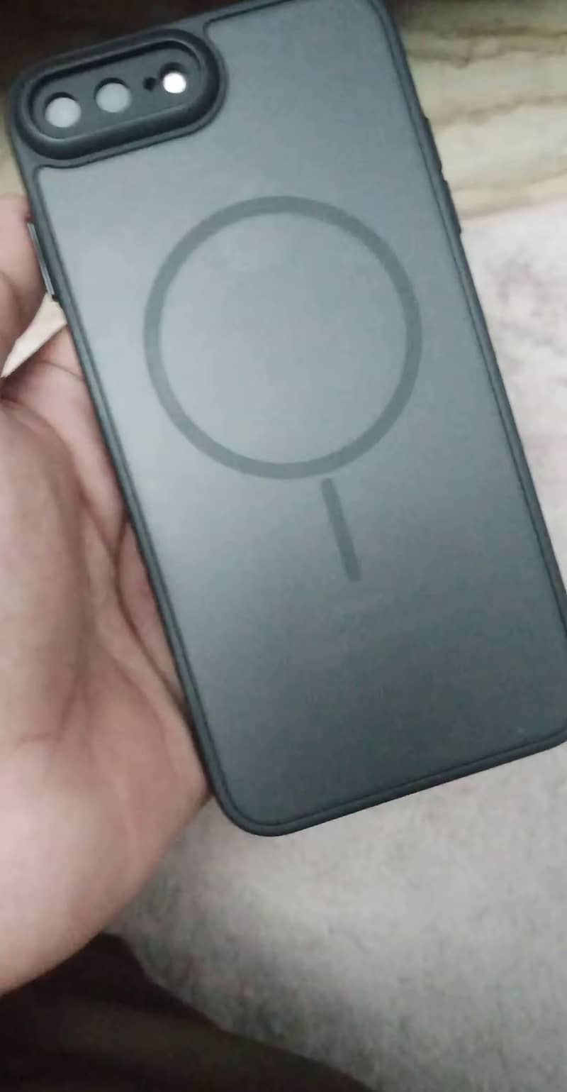 Apple iPhone 7 Plus 3