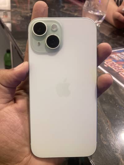 Apple iPhone 15
