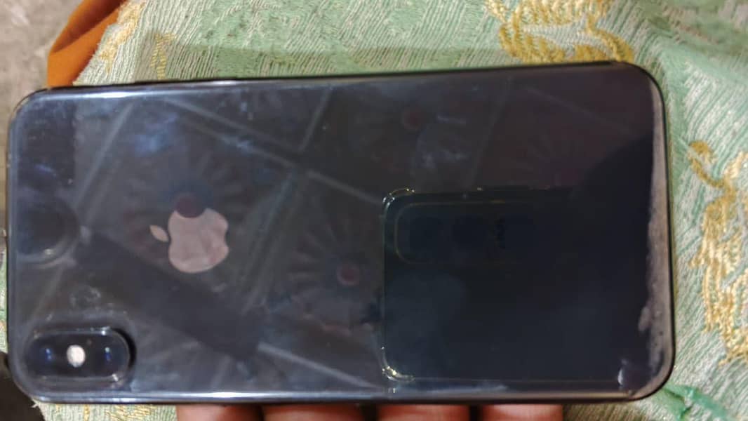 Apple iPhone X 3