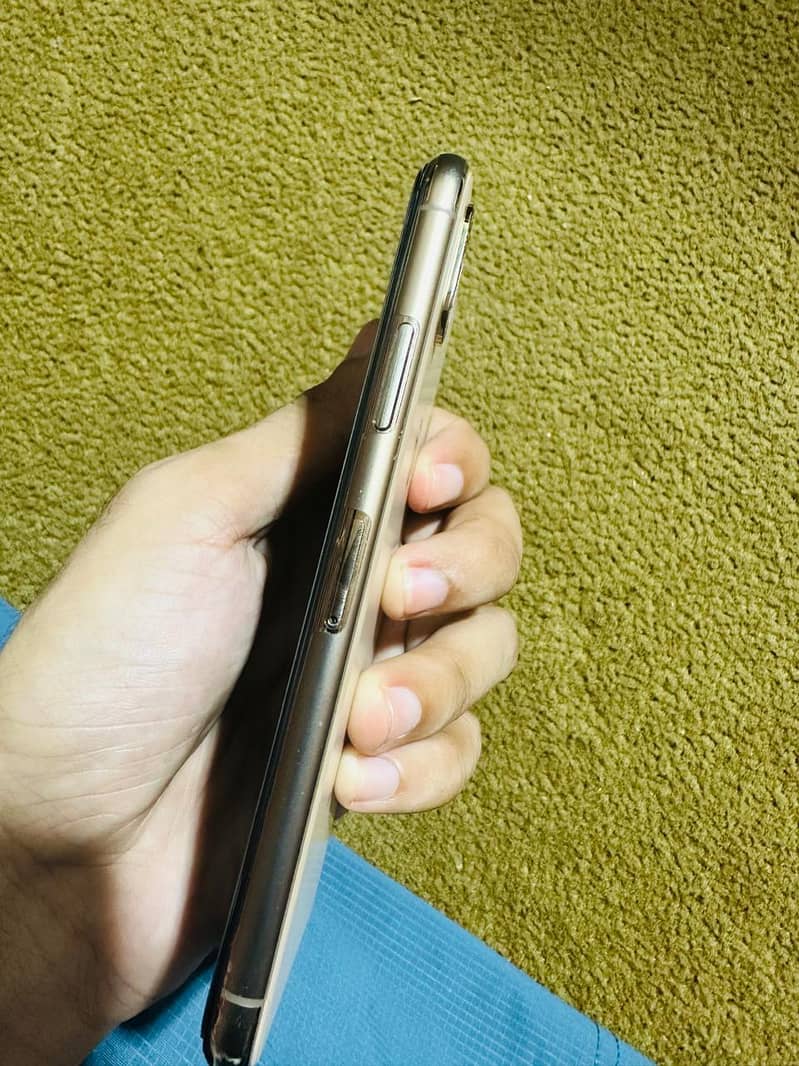 Iphone xs 1