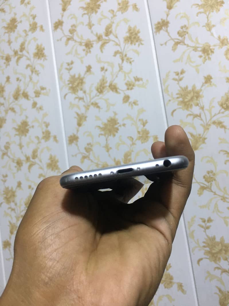 Apple iPhone 6 1