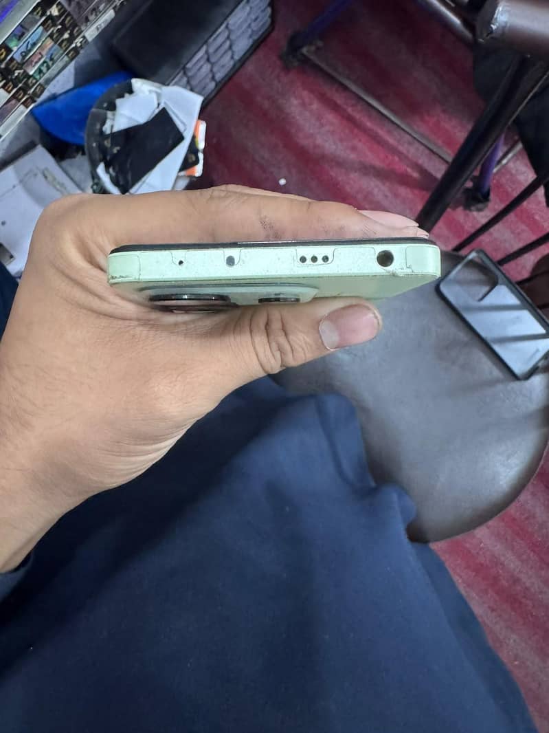 Xiaomi Redmi Note 14 3