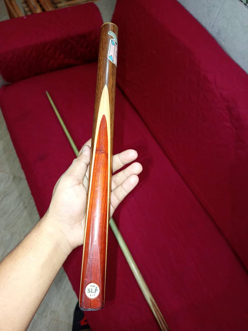 snooker cue 1