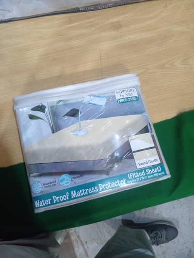waterproof Mattress protector Fitted sheet _ king size / washable