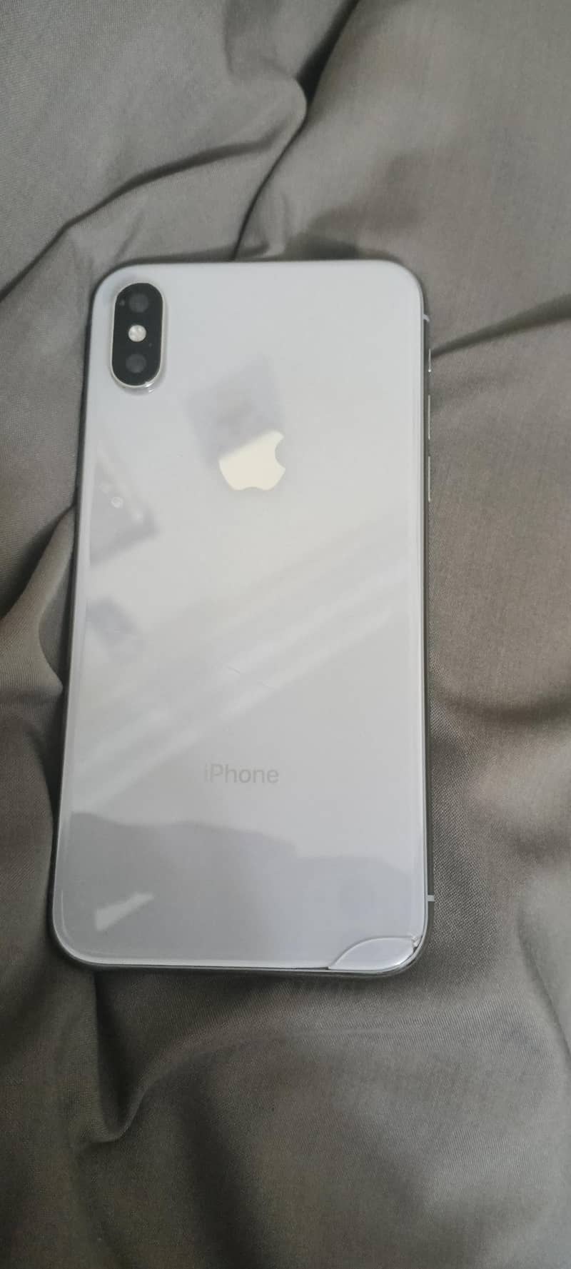 iphone xs 3