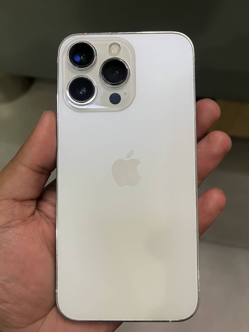 Apple iPhone 13 Pro 0