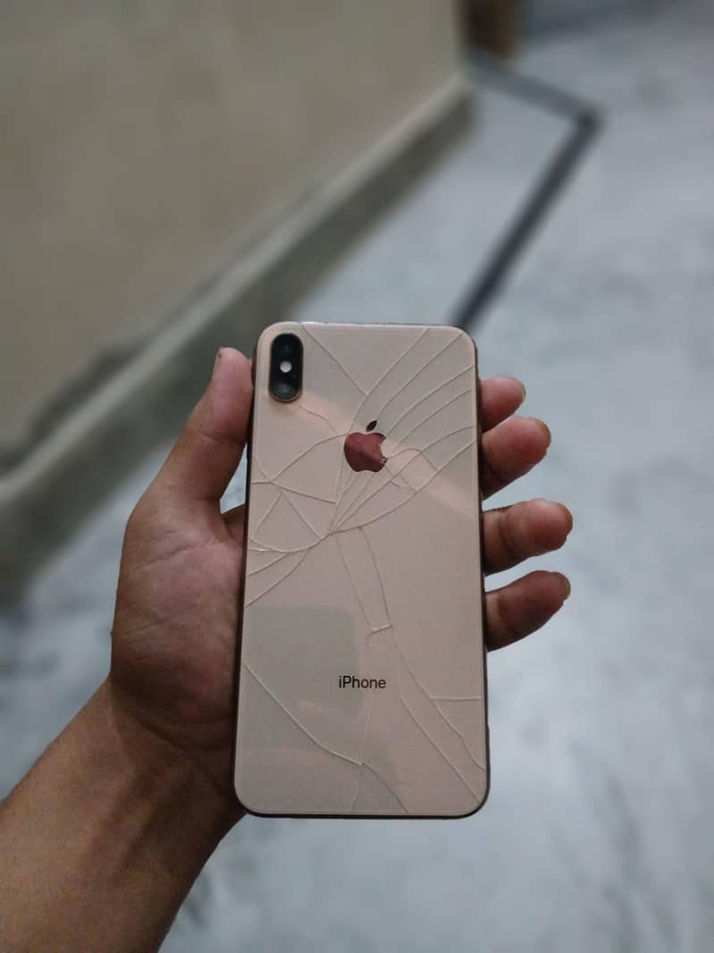 Apple iPhone XS Max 2