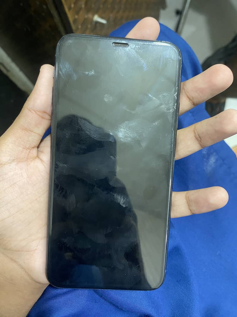 Apple iPhone 11 Pro Max 0