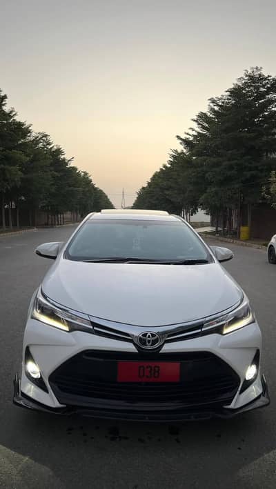 Toyota Altis Grande 2025