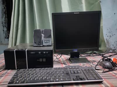 urgent sell gaming pc ager Singal PC cahhiyya to bi mil jye ga