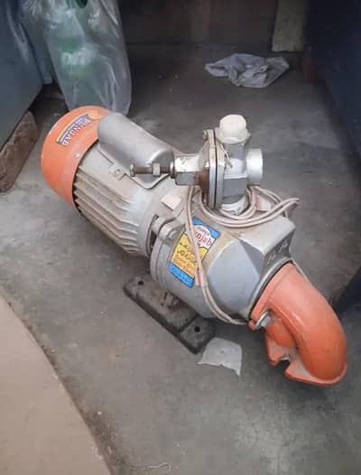 water pamp  signal ampler