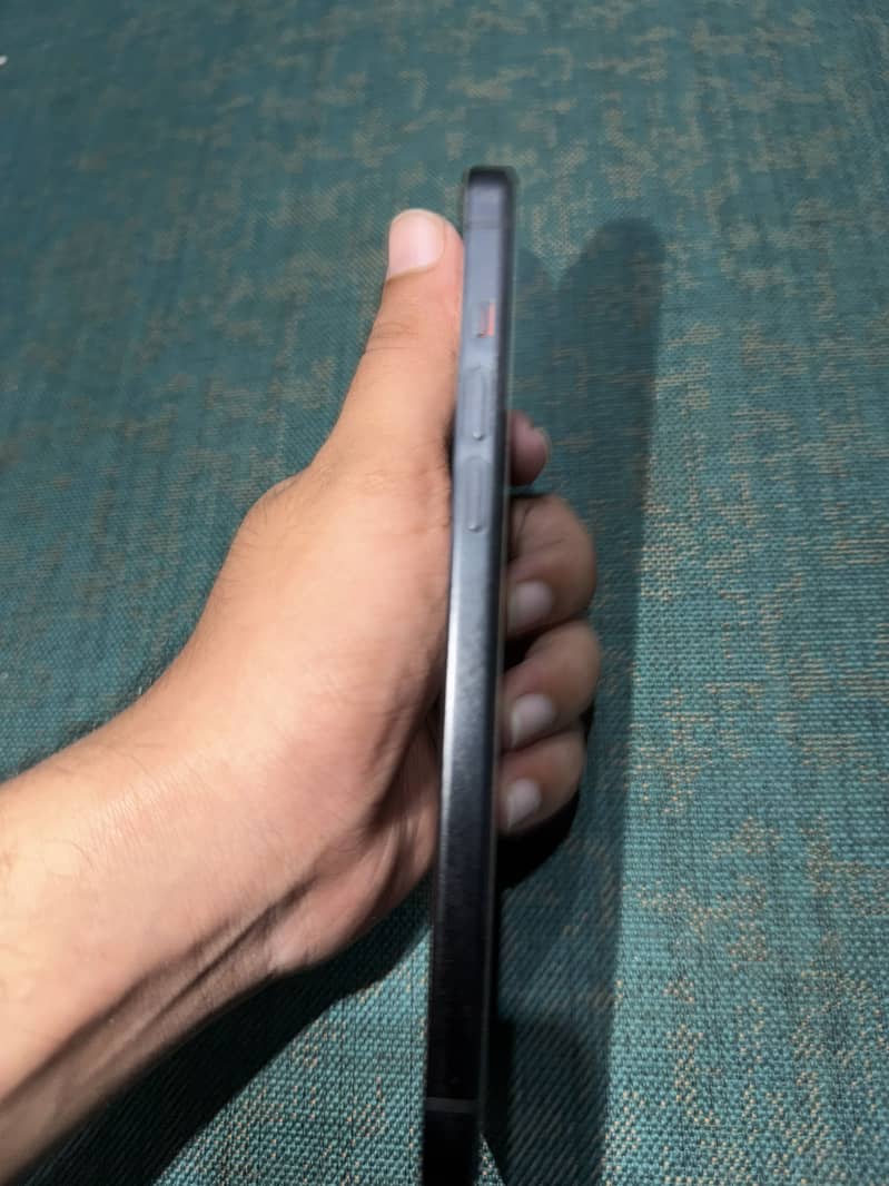 Apple iPhone 15 plus 5