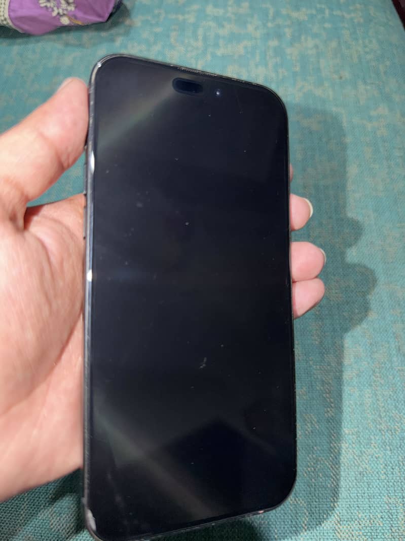 Apple iPhone 15 plus 8