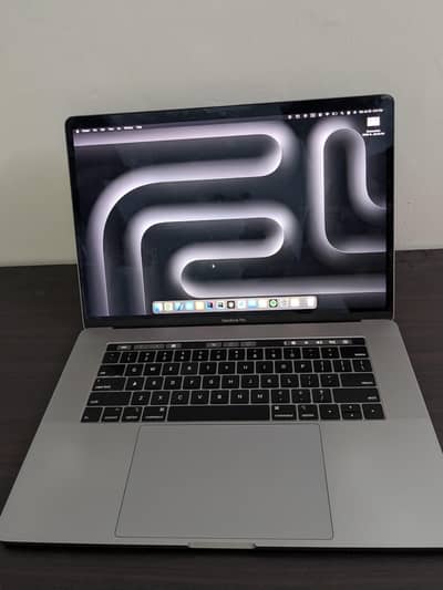 32/512 i9 MacBook Pro 2018 15'inch