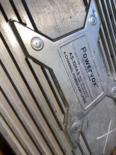 power vox 4 channel amplifier