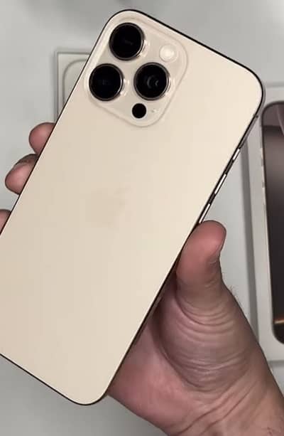 Apple iPhone 16 Pro Max