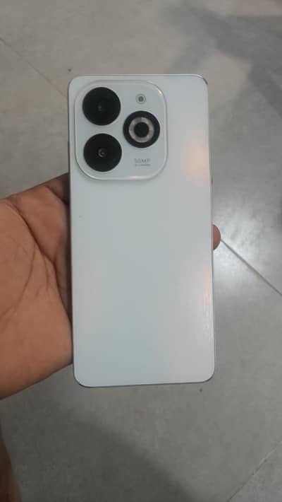 Infinix Smart 8 Pro