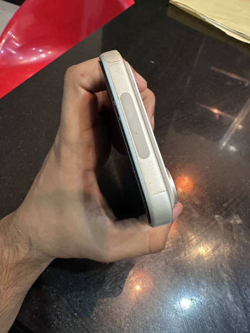 Apple iPhone 17 Pro Max 6