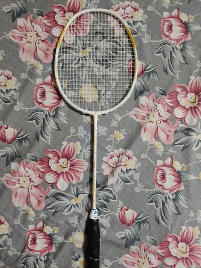 Badminton racket