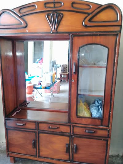 Dressing table
