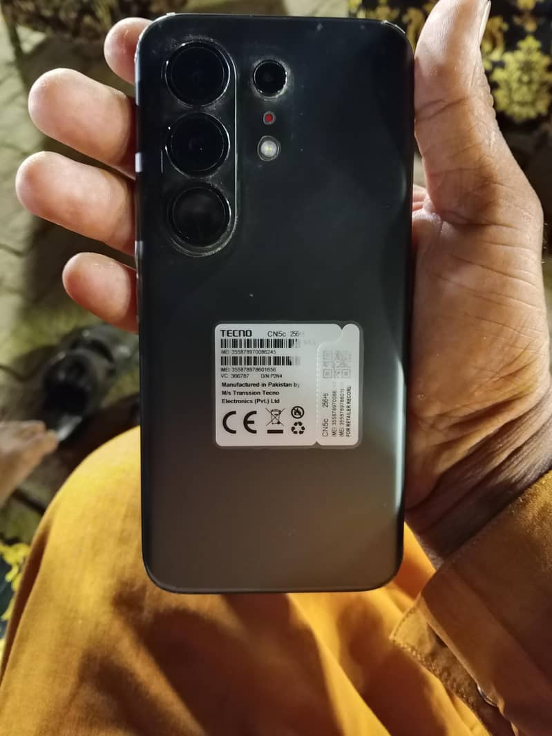 Tecno coman 50 pro 1