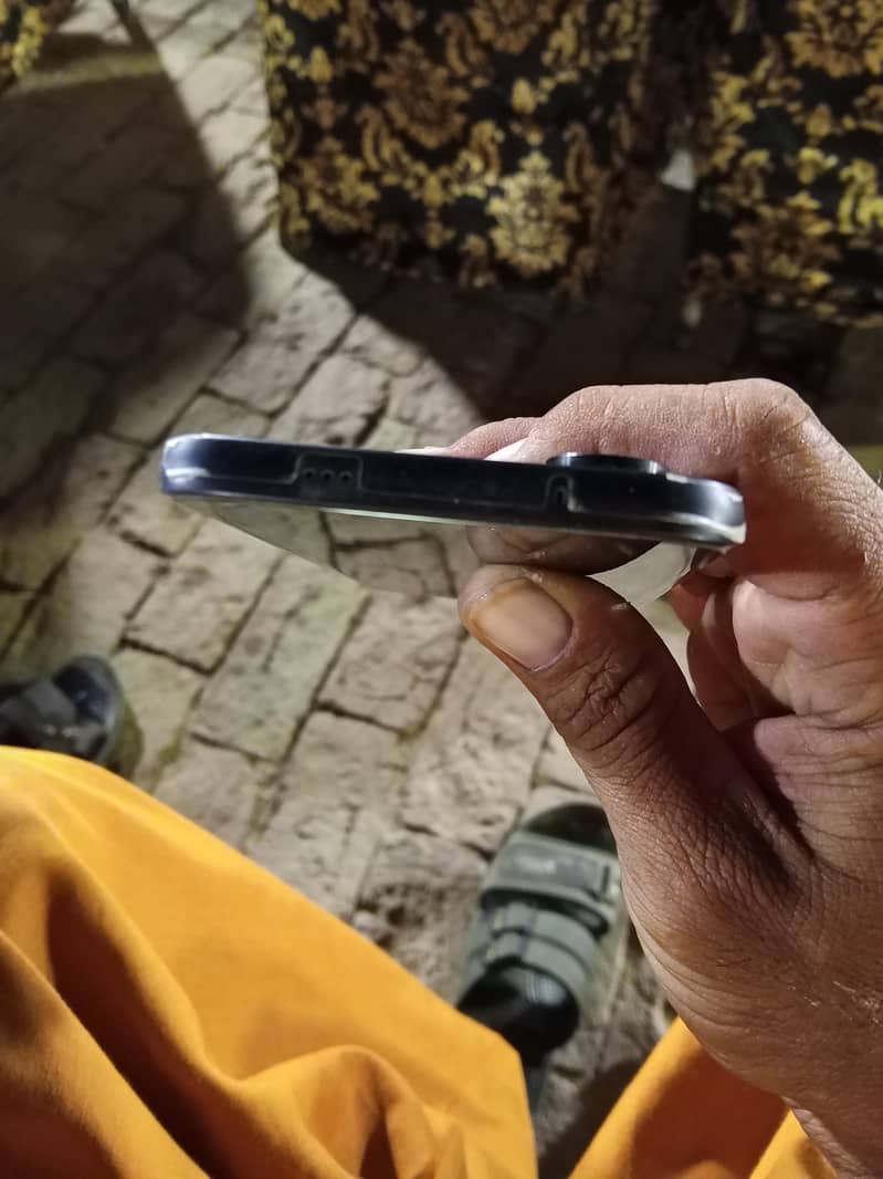 Tecno coman 50 pro 5