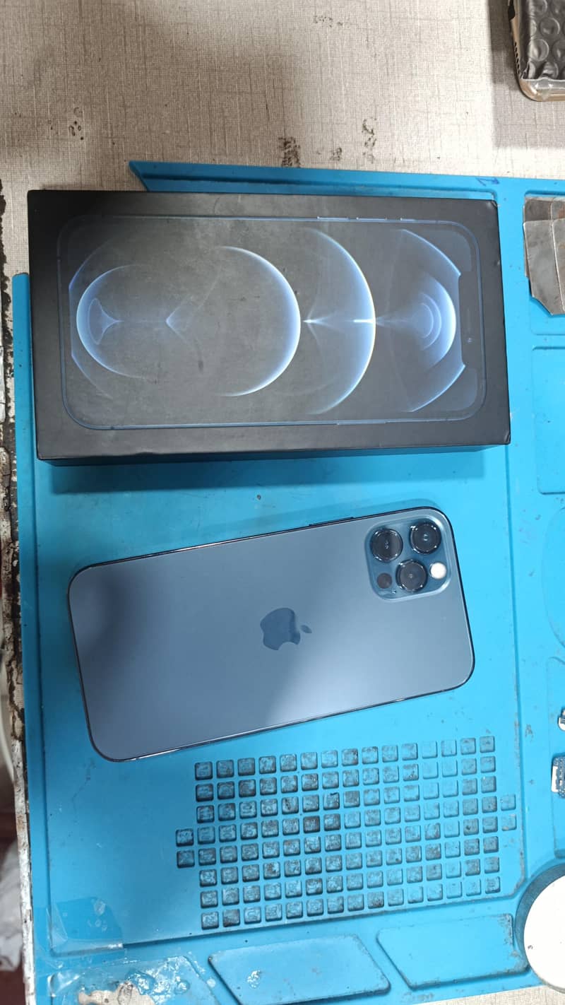 Apple iPhone 12 Pro 0