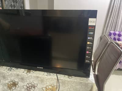 Sony Bravia 32 inches  (Model- BX320) used condition