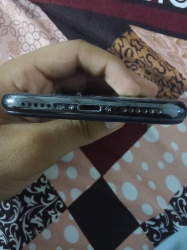 Apple iPhone X 1