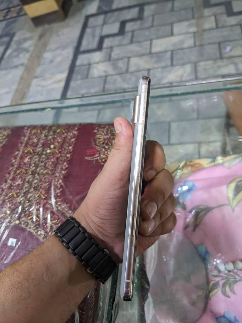 Google Pixel 7 Pro 6