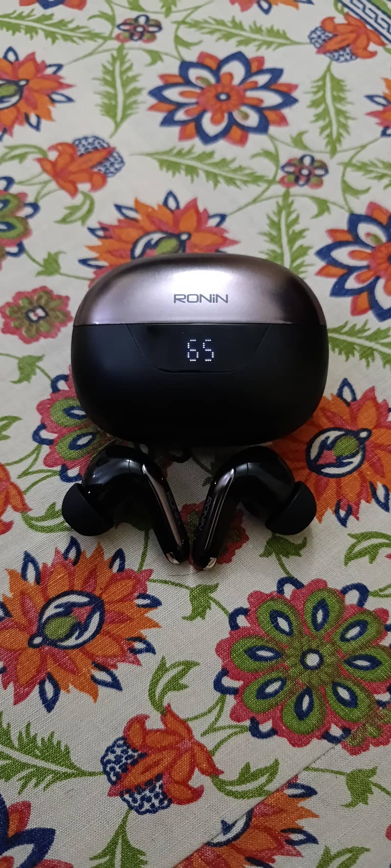 Ronin Earbuds 0