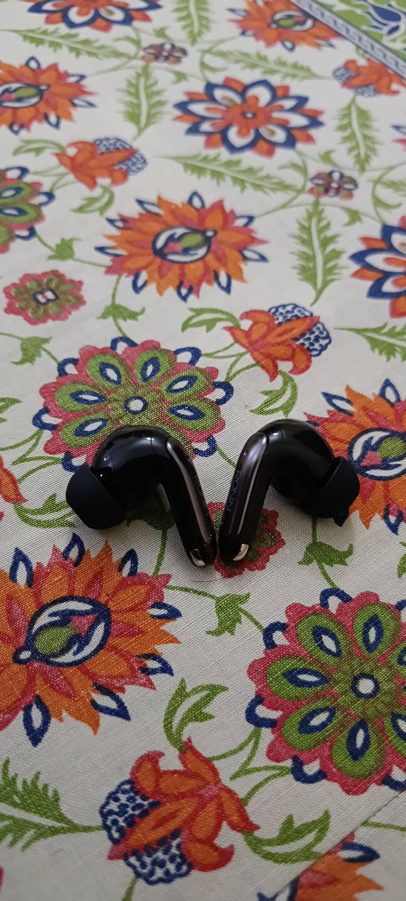 Ronin Earbuds 3