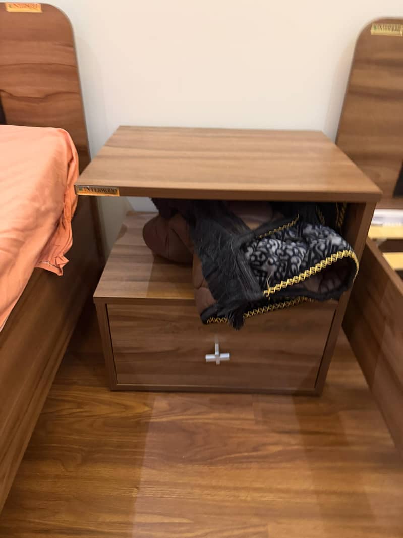 2 single bed 3