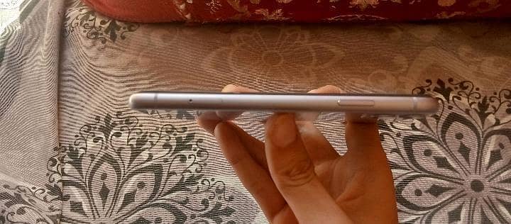 Apple iPhone 11 5