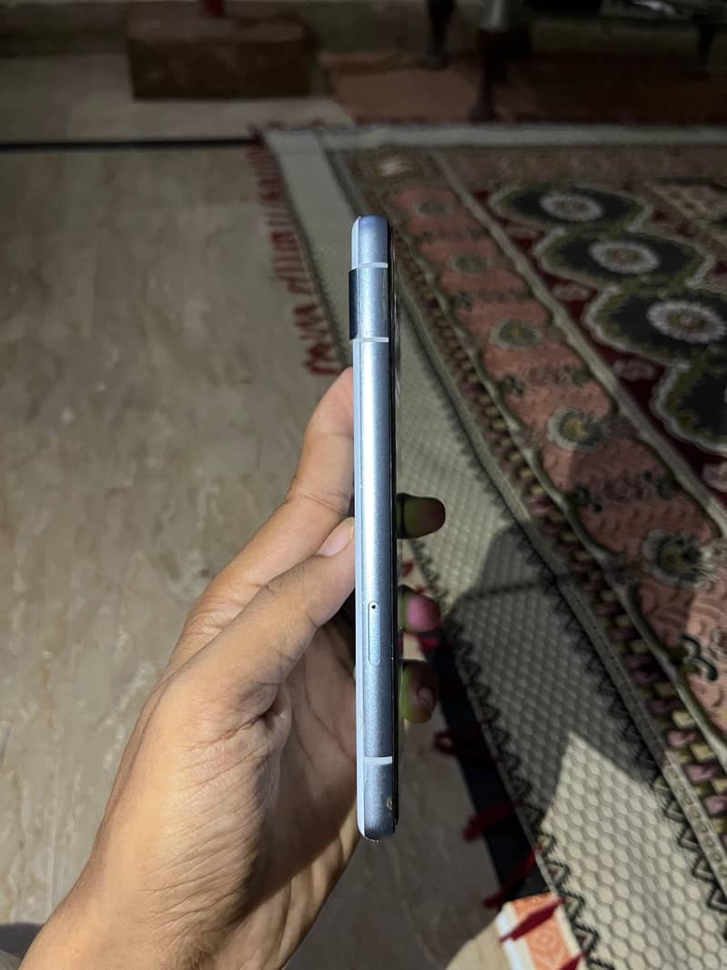 Google Pixel 7a 4
