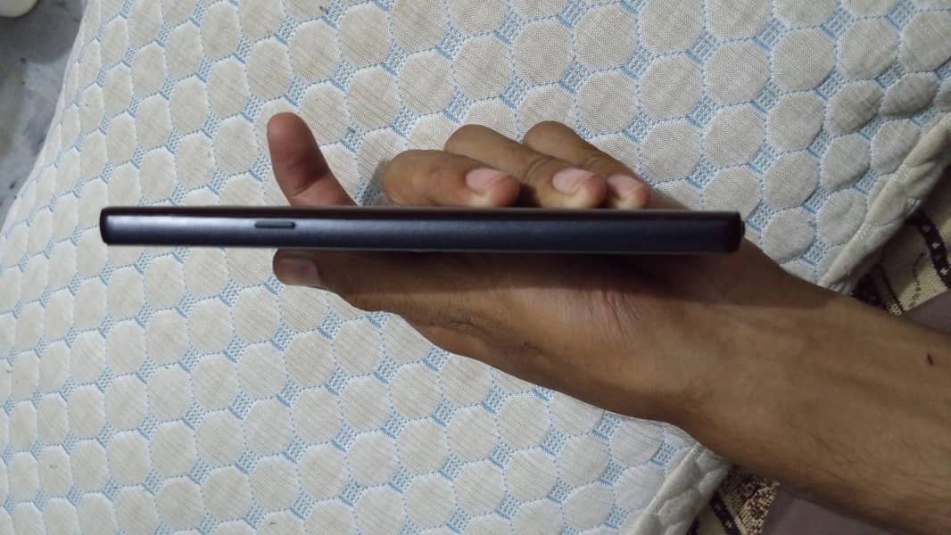 Samsung Mobile Note 9 4