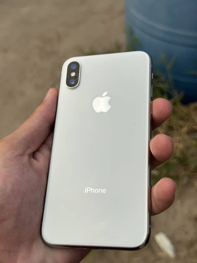 Apple iPhone X 1