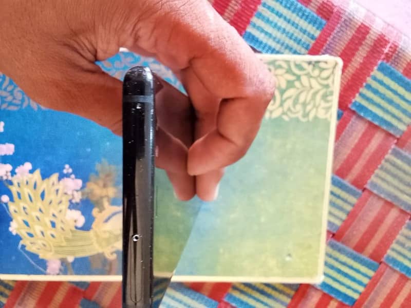 Samsung Mobile Note 8 3