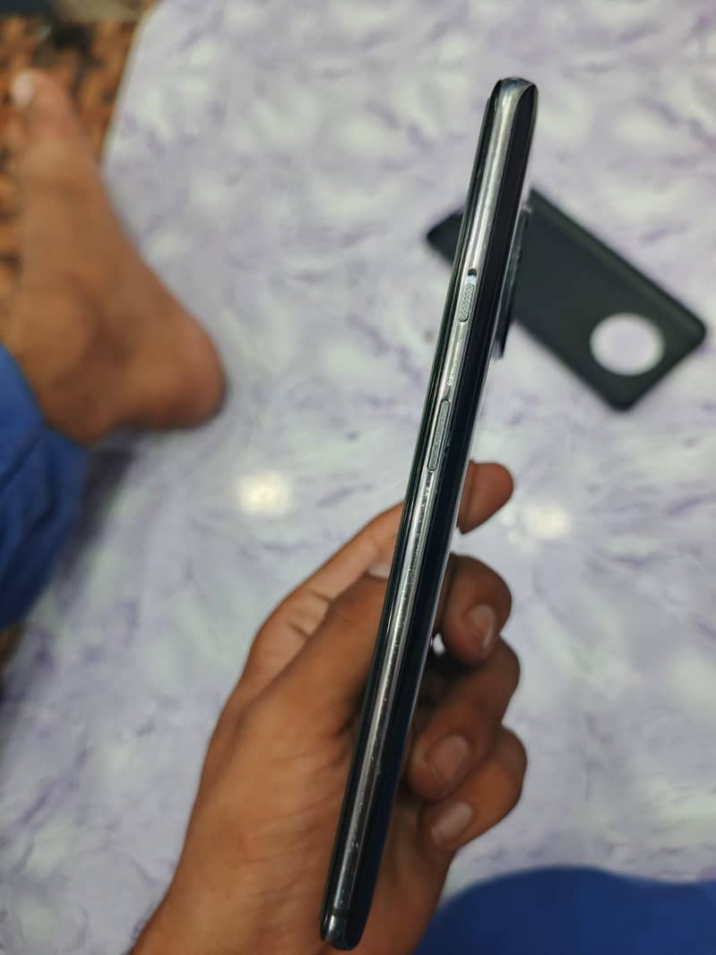 One Plus 7T 1