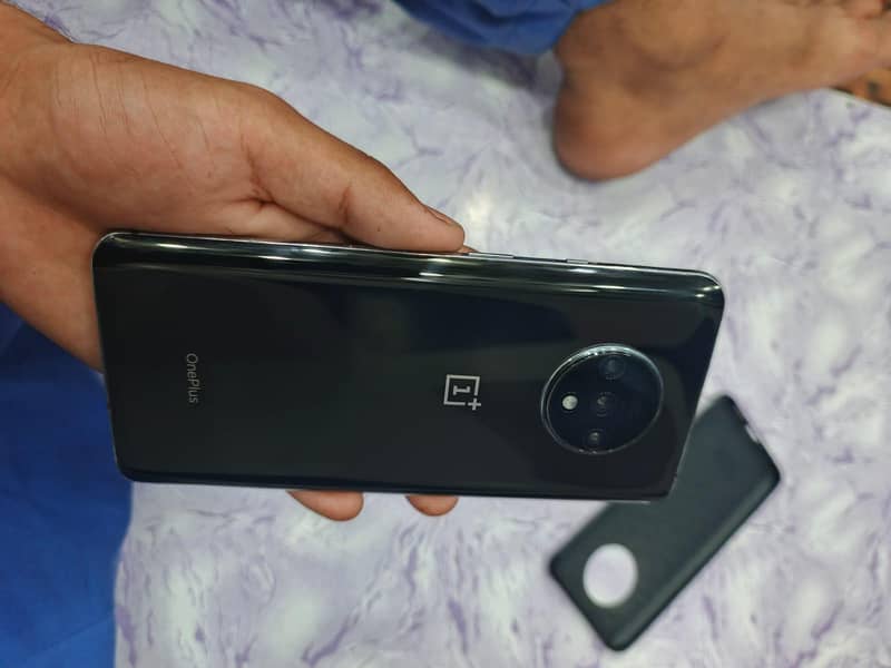 One Plus 7T 3